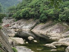 -燕子河大峡谷天坑仙境
