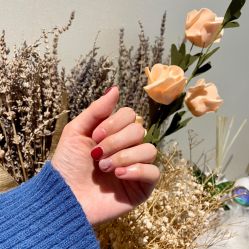 -芮娅时光半永久纹眉·美甲美睫·皮肤管理