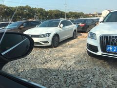 -新场古镇-停车场