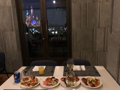 -WOLFGANG PUCK KITCHEN & BAR(迪士尼小镇店)