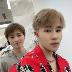 -Rise Hair上升造型
