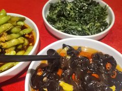 -龙巢盱眙龙虾·牛蛙·烧烤宵夜(八卦岭店)