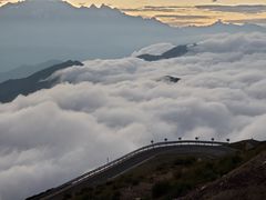 -牛背山