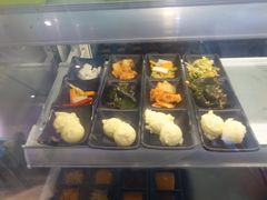 自助取餐区-烤路里·韩国品质自助烤肉(石路天虹4号店)