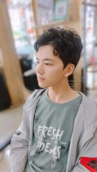 -海文先生国潮烫染男士理发馆