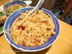 -包整·丝娃娃(一览甲秀楼风景店)