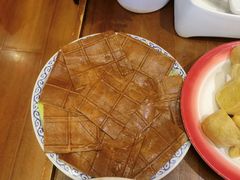 网红泡泡豆干-沸炉重庆老火锅(军事博物馆店)