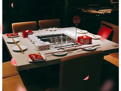-海底捞火锅鲜切牛肉主题店(长寿路店)