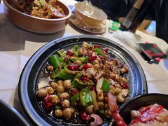 香辣章鱼脚-巴厘龙虾·榜首油焖大虾(音乐学院·沿江酒馆店)