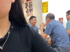 -郑记•不夜城烧烤•龙虾•虾蟹(黄鹤楼店)