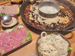 -壹兆圆重庆火锅手工炒底料(长白格林玫瑰湾店)