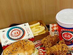 -塔斯汀汉堡(体育西店)