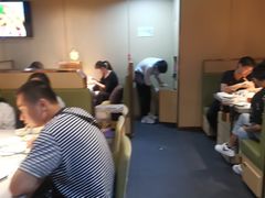 -海底捞火锅(银泰中心店)