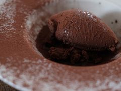 巧克力慕斯配黑巧克力雪糕-BOR Eatery(安福路店)