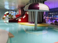 -涨巢·潮玩水疗局