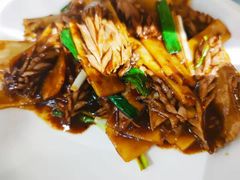 -老牌坊鲁菜名店(美莲广场店)