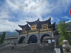 -冕宁灵山寺
