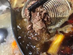 -宴全牛粤来越牛潮汕鲜牛肉火锅(海州万达广场店)