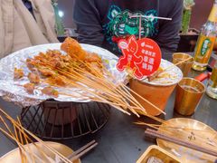 -何师烧烤Pro ·小龙虾·江湖川菜·精酿啤酒(太古里旗舰店)