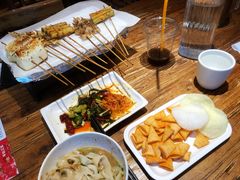 -平娃三宝烧烤·面食(南小街店)