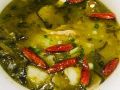酸菜巴沙鱼-渝是乎酸菜鱼(龙旗购物中心店)