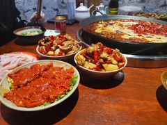 -四小区火锅·巷子里的重庆火锅(花照壁店)