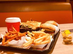 -The Habit Burger Grill 哈比特汉堡(复兴soho店)