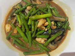 茄子烧豇豆-香山湖家家宴(中山陵店)
