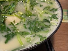 -肥汁米蘭香港米线(定西路店)
