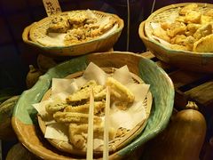 天妇罗炸物-松山湖凯悦酒店·Café自助餐厅·周末火舞秀表演