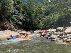 -雅鲁激流探险漂流