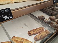 -Dough&Joe团憩(瑞虹天地月亮湾店)