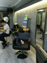 -INSI Hair Salon