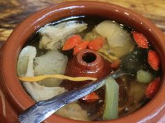 -桥香园云南过桥米线(金马碧鸡店)