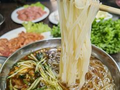 -韩风烤牛肉冷面店