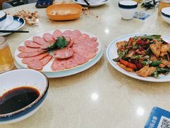 -鹤乡东北菜(崮山路店)