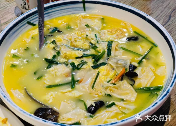 山芋腔苏北菜(盐城滨海店)三鲜豆皮图片