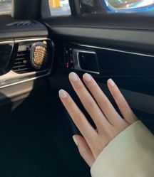 -由甲·美甲美睫工作室