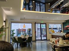 -何适山庄·团餐住宿(水长城P2停车场店)