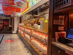-阿瓦山寨·湘菜现炒·剁椒鱼头王(咸阳总店)