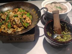 -费大厨辣椒炒肉(高铁吾悦广场店)