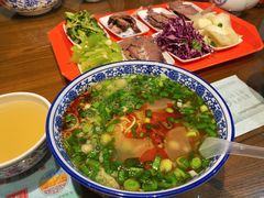 -吾穆勒蓬灰牛肉面·清真(中海河山郡店)