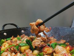 -聚鑫朋酸菜肥肠(文艺路口店)