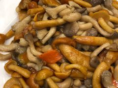 -大鸭梨烤鸭店(金顶街店)