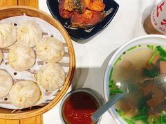 -馋三尺蟹粉小笼(人民广场店)