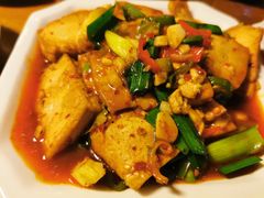 -临江餐馆二楼美食部落