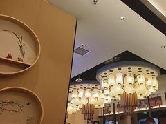 -極屋鮨牛 · 烧肉酒场(时代C馆店)