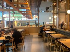 大堂-老乡鸡(上海品尊国际中心店)