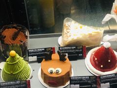 驯鹿表情包榛子慕斯蛋糕-星巴克臻选(深圳罗湖万象城店)
