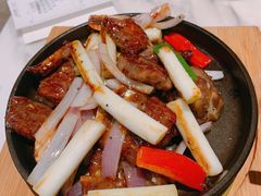 -香港百合居(LCM置汇旭辉广场店)